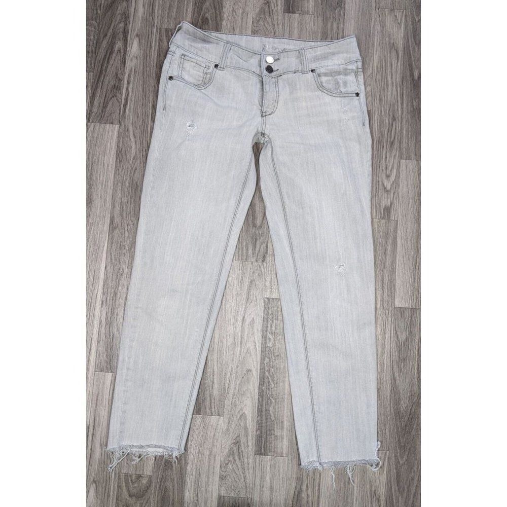 (3/$35) NY&C Womens Size 2 Slim Slouch Distressed Embroidered Cropped Grey Jeans